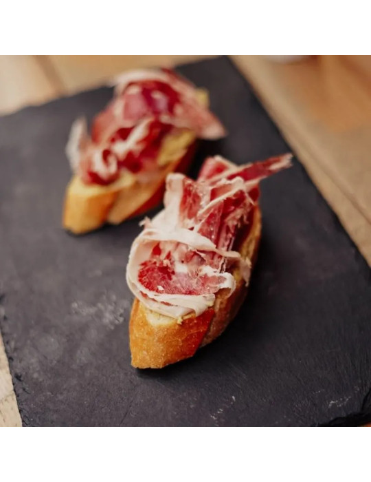 15 platos de jamón de cebo ibérico loncheados