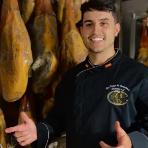 Roberto gomez gonzalez hijo del fundador de la vega de salvatierra